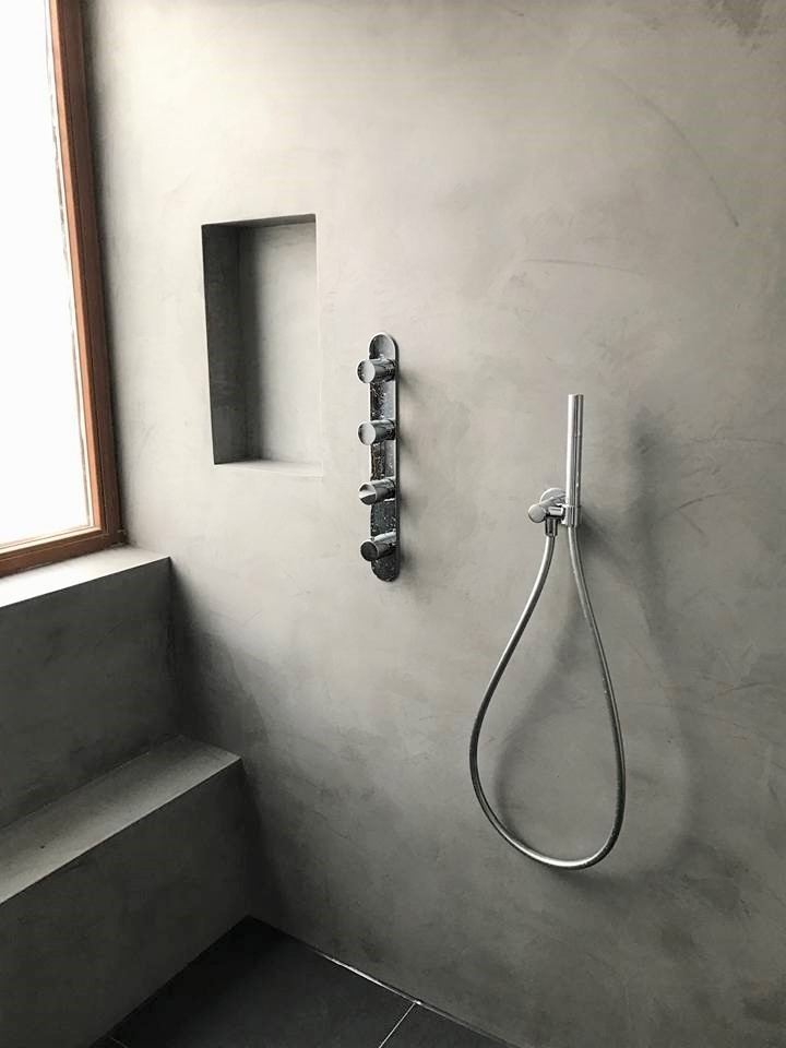 Een nieuwe badkamer - betonlook - Erkelens Sanitair